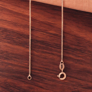 Essential Link Chain
