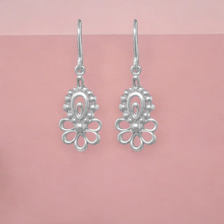 ⁠Drop and Ball Hangings