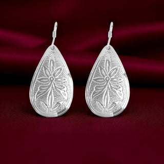 Engraved Oval Solid Hangings